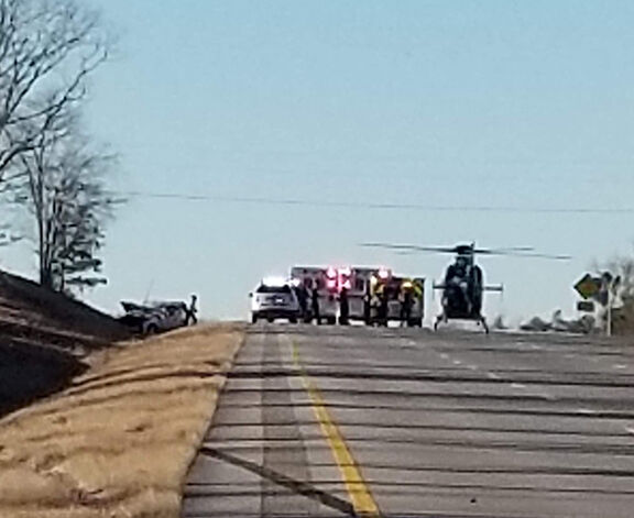 One injured in I-40 crash